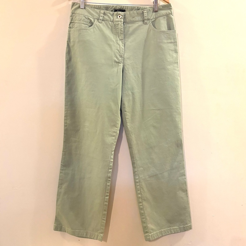 Orly women’s Wide Leg Green Pants, Sz 14, 34 inch, like new, great for spring.